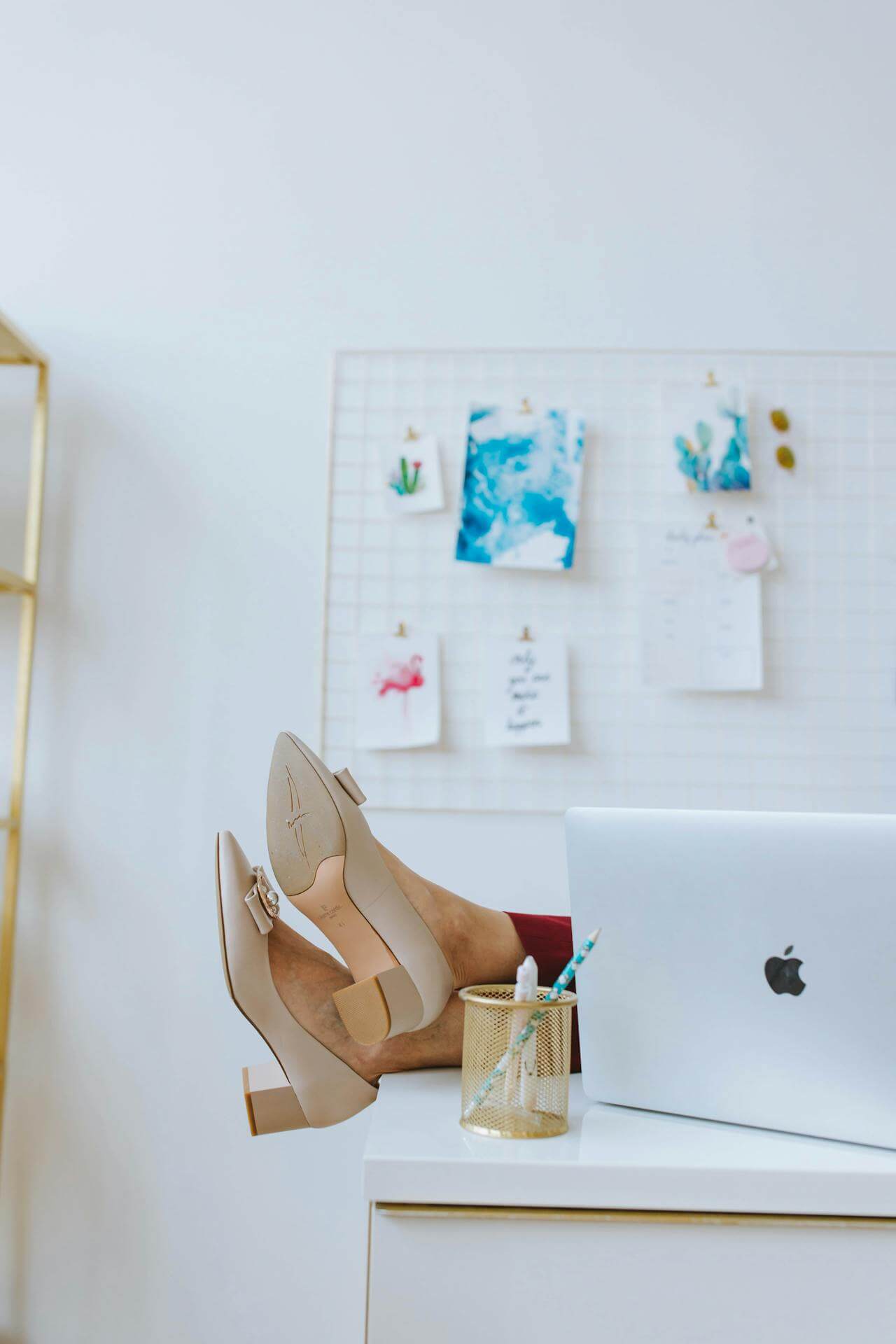 Stylowe buty do pracy – elegancja i wygoda