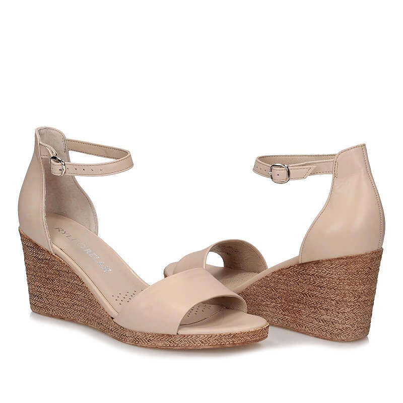 AYA　0605 Beżowe wygodne Sandały na koturnie Ryłko 6TBL0_V_6NYF 30606