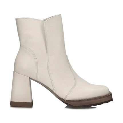 Modne beżowe botki  na obcasie Exquisite 1466 BEŻ.GROCH 