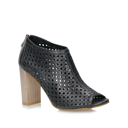 Botki wiosenne Solo Femme 62428
