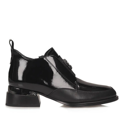 Eleganckie lakierowane półbuty damskie Vinceza 91161 BK CR