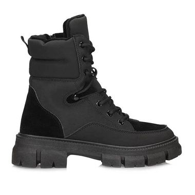 Wygodne czarne  workery botki na obcasie Vinceza 34682