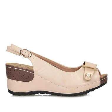 Beżowe sandały damskie na koturnie EVENTO 24SD98-6230 BEIGE