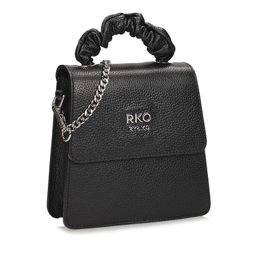 Elegancka Czarna skórzana Torebka listonoszka Ryłko R40852TB_UV6