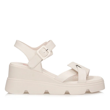 Modne Sandały na koturnie Artiker 54C1624 BEIGE