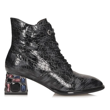 Modne lakierowane botki damskie Artiker 57C0132