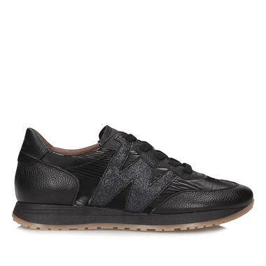 Sneakersy damskie Wonders A-4810 TOWANDA 10 WILD I NEGRO BLESK czarne sznurowane skórzane na platformie