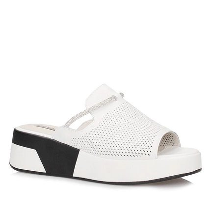 Klapki Artiker 52C2558 biały