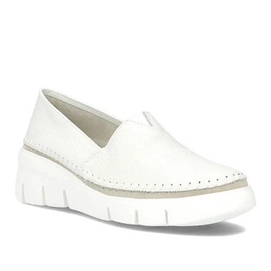 Modne półbuty na koturnie Filippo DP6161/24 WH