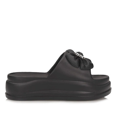 Modne damskie klapki na grubej podeszwie Filippo DK7473/25 BK