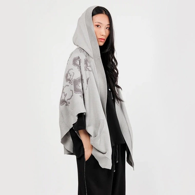 Stylowe ciepłe ponczo z kapturem Anekke PONCHO CON CAPUCHA GRIS 41274-012